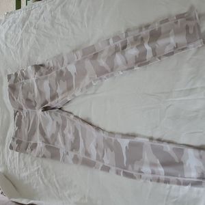 Athleta Camo Contender tights